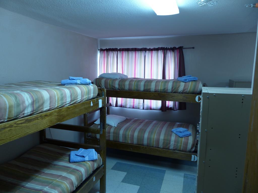 Bent Prop Inn & Hostel Of Alaska - Downtown Anchorage Esterno foto