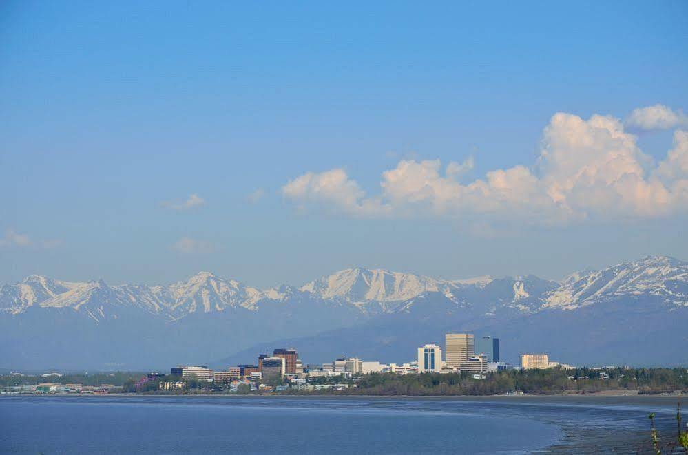 Bent Prop Inn & Hostel Of Alaska - Downtown Anchorage Esterno foto